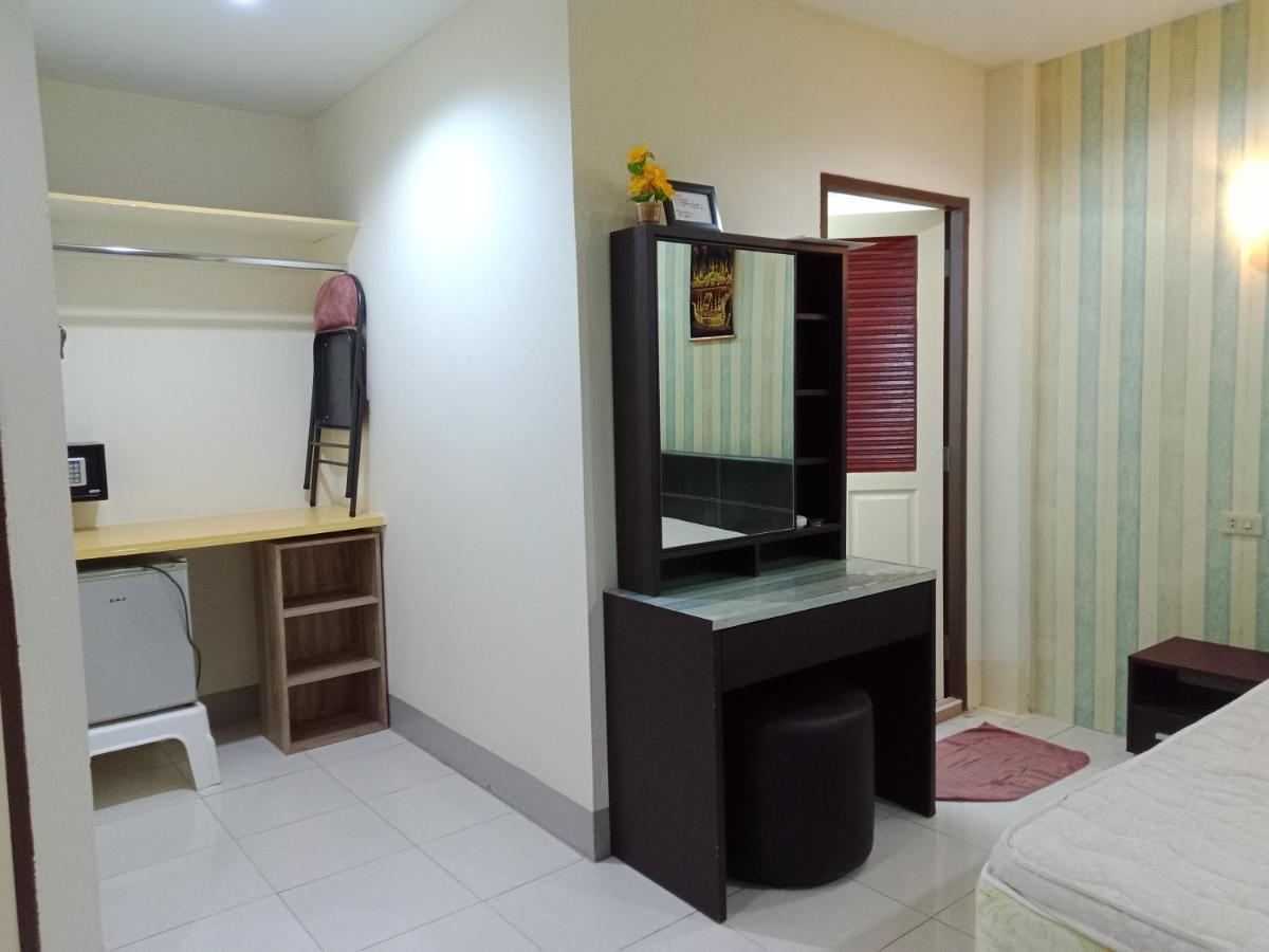 Living Room Guesthouse & Cafe Bar Karon 외부 사진