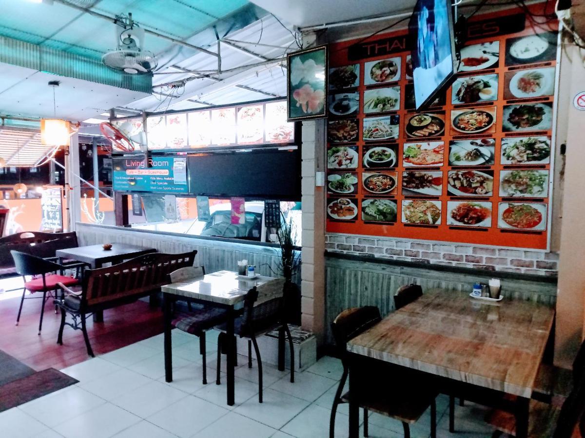 Living Room Guesthouse & Cafe Bar Karon 외부 사진