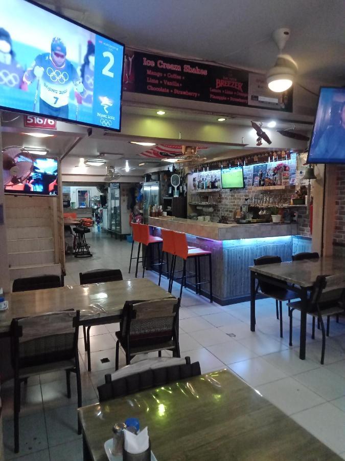 Living Room Guesthouse & Cafe Bar Karon 외부 사진